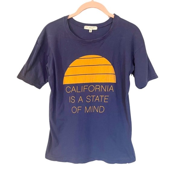 UO Truly Madly Deeply California State of Mind Tee, Size XS - Picture 2 of 4